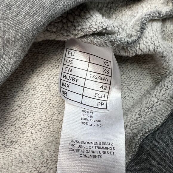 Mini Cooper Womens Crewneck Sweatshirt Size XS Gray Embossed Logo - Picture 10 of 10